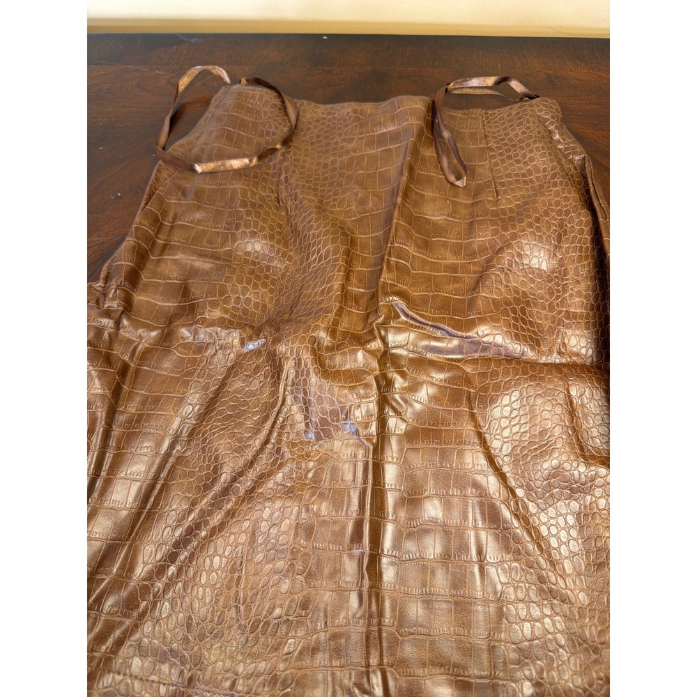 Primark Brown Croc Embossed Faux Leather Button Front Mini Skirt USA 0 - Picture 4 of 5